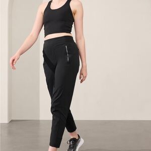 Athleta Trekkie Jogger Black